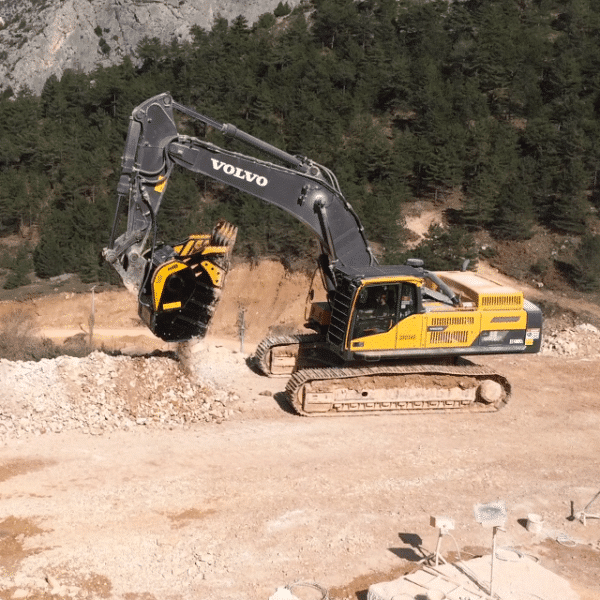 BF135.8 Volvo Turkey Kastamonu quarry HD 3
